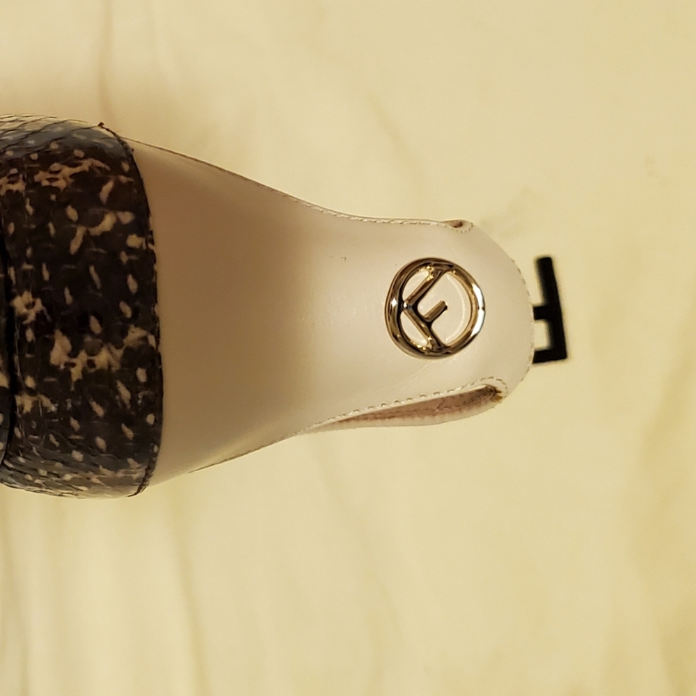 Fendi 39 - Picture 3 of 4